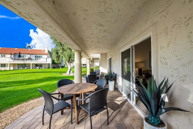 678 Vista Lago Circle N, Palm Desert, CA 92211