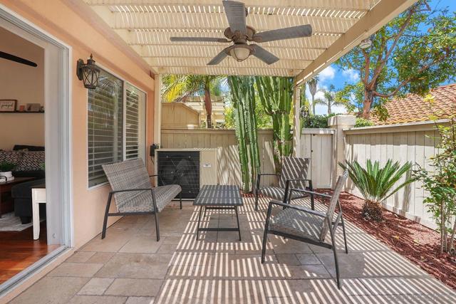 731 Edgewater Dr, Chula Vista CA: https://media.crmls.org/mediaz/ab694ea8-88c9-4ca9-9dce-70ad4bb6e9a9.jpg
