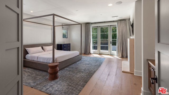 14806 Sutton Street photo 12