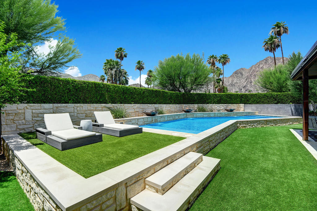 48750 Avenida El Nido