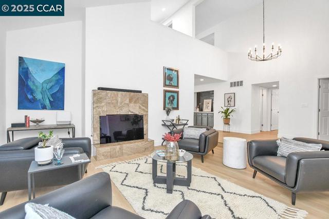 959 Redwood Dr, Danville CA: https://media.crmls.org/mediaz/ab6a1b70-c9e8-414f-bf34-c7df30d469d2.jpg
