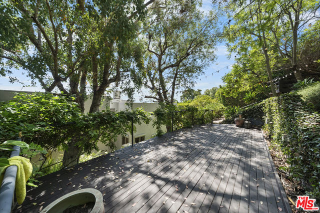 3625 Lowry Road, Los Angeles CA: https://media.crmls.org/mediaz/ab6a4c75-0c46-4f6f-8397-8c6b6f1e6d29.jpg