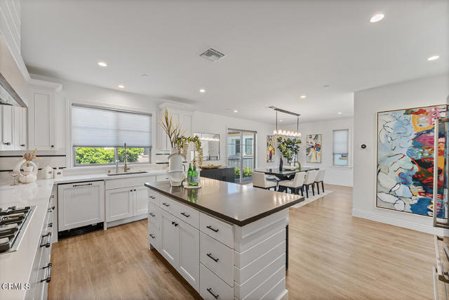418 Fairview Avenue, Arcadia CA: https://media.crmls.org/mediaz/ab6aea89-055e-4abe-9b6a-afee97219897.jpg