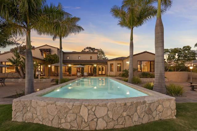 Detail Gallery Image 2 of 49 For 16733 Calle Hermosa, San Diego,  CA 92127 - 6 Beds | 6/1 Baths