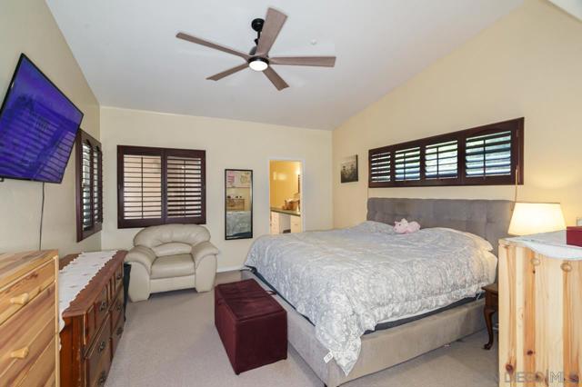 26152 Bellemore Dr, Romona CA: https://media.crmls.org/mediaz/ab6be605-50af-4dde-9cbf-fafeefabc7b5.jpg