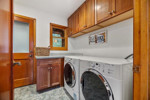 489 Northridge Drive, Scotts Valley CA: https://media.crmls.org/mediaz/ab6be87b-4682-488c-a168-db7c9c12e7d5.jpg
