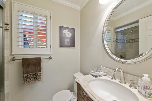 3338 Marsh Hawk Court, Pleasanton CA: https://media.crmls.org/mediaz/ab6c0ad7-7979-44e8-9e22-303d3c1713d5.jpg