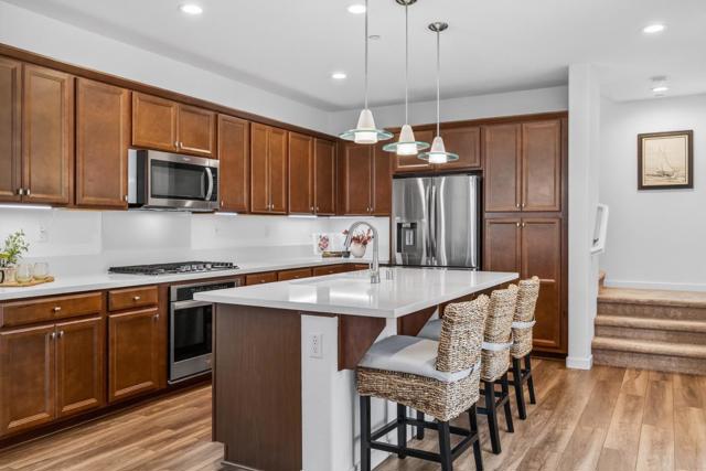 2975 Denali Drive, Marina CA: https://media.crmls.org/mediaz/ab6cac17-b94f-4c86-bc25-f78315b27ee9.jpg