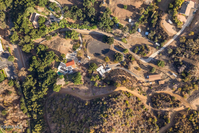 320 E Carlisle Road, Thousand Oaks CA: https://media.crmls.org/mediaz/ab6d019f-eb4a-4a78-bd66-88b415638813.jpg