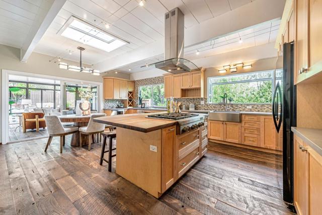 1620 Notre Dame Avenue, Belmont CA: https://media.crmls.org/mediaz/ab6d4239-21dd-45a9-863f-b5843b739091.jpg