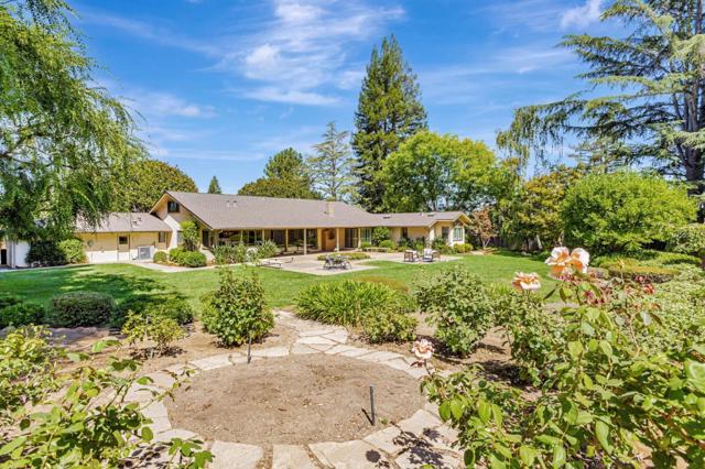 19680 Versailles Way, Saratoga CA: https://media.crmls.org/mediaz/ab6d893a-ba5e-42aa-a857-a4fc6a3ad01f.jpg