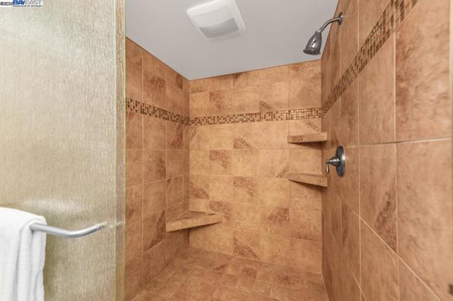 1047 Innsbruck St, Livermore CA: https://media.crmls.org/mediaz/ab6f95c2-c782-4885-98f8-4ec2bfddbe3a.jpg