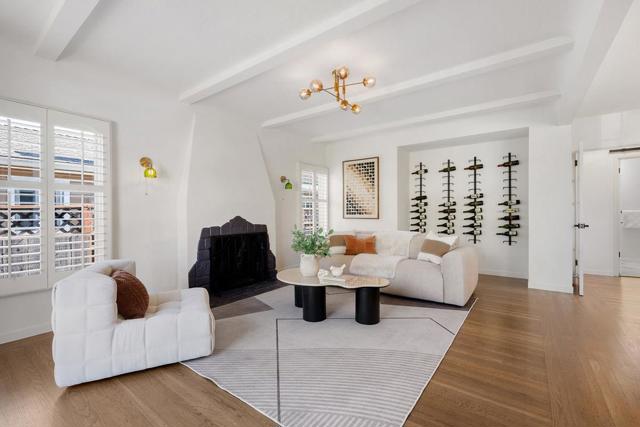1111 Laguna Avenue, Burlingame CA: https://media.crmls.org/mediaz/ab6fc928-cfc6-48f3-a1b4-9eb27c18c7ab.jpg