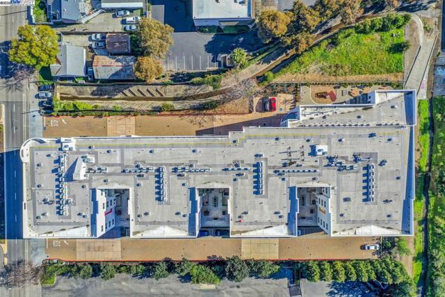 42111 Osgood Rd, Fremont CA: https://media.crmls.org/mediaz/ab6fd13e-eba8-4f52-a954-77105e8c69a4.jpg