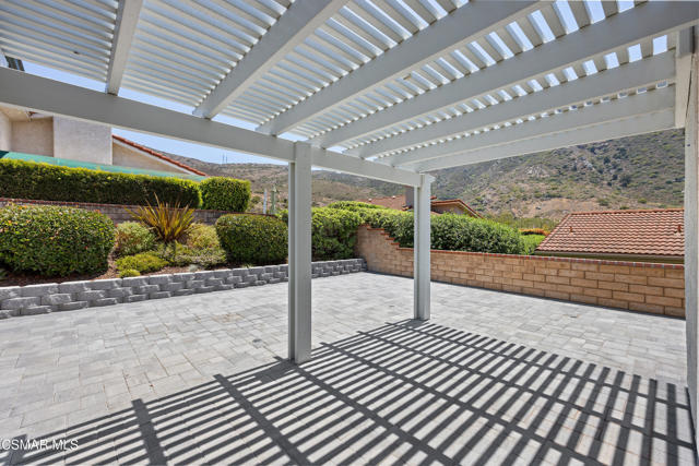 1134 Paquita Street, Camarillo CA: https://media.crmls.org/mediaz/ab7019cf-af33-4122-a795-9485da963d9e.jpg