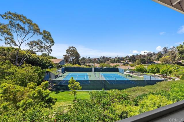 2294 Caminito Castillo, La Jolla CA: https://media.crmls.org/mediaz/ab703972-a3a2-42b0-9396-62c729d17847.jpg