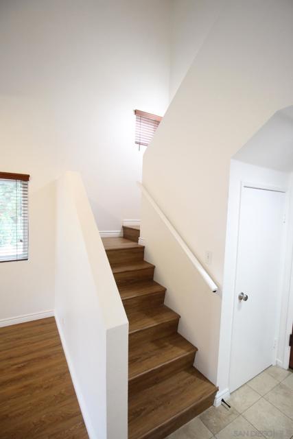 3935 Nobel Dr, San Diego CA: https://media.crmls.org/mediaz/ab704998-69d2-472d-a39f-7cd88189e50e.jpg