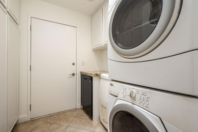 44837 Oro Grande Circle, Indian Wells CA: https://media.crmls.org/mediaz/ab708f59-cc6b-4d2f-b58b-71617842b755.jpg