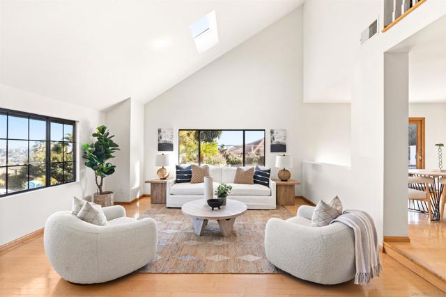5838 Yokohama Ct, San Diego CA: https://media.crmls.org/mediaz/ab718eaa-6030-40e0-bf50-640bfa21a9b0.jpg