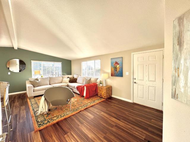 37 Oceanview Avenue, Half Moon Bay CA: https://media.crmls.org/mediaz/ab71a346-46b2-4f38-b681-3d03f9129482.jpg