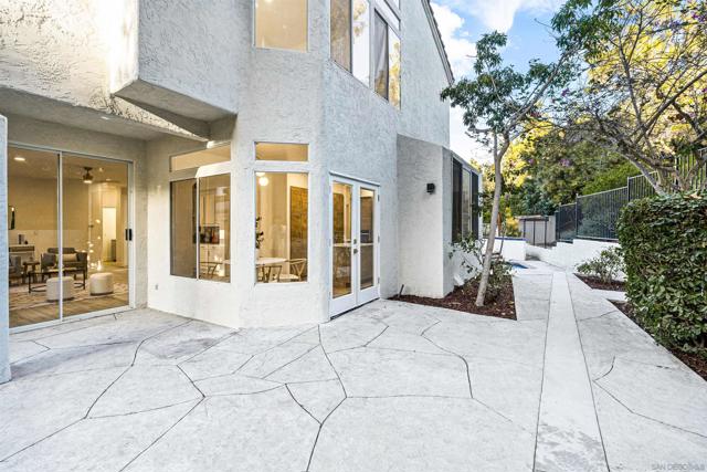 4943 Marin Dr, Oceanside CA: https://media.crmls.org/mediaz/ab71c036-3523-4f2a-81e3-acc6a460dcf1.jpg