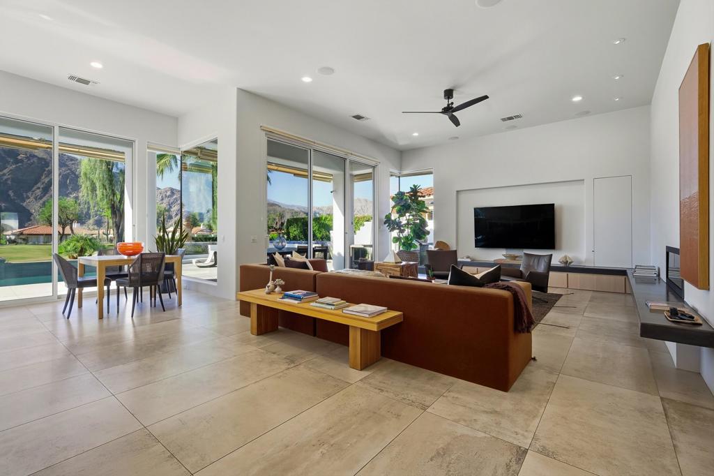 MLS #219137275DA image #9