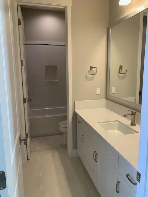 3073 Arroyo Drive, Marina CA: https://media.crmls.org/mediaz/ab727a6a-de9e-4c3c-b56e-d8c2d29bc820.jpg