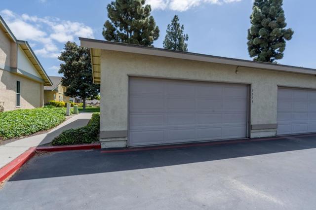 3575 Guava Way, Oceanside CA: https://media.crmls.org/mediaz/ab7346c1-2bb9-4bbe-b85e-7168f4bf5d01.jpg