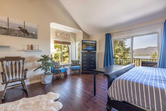852 Cameron Drive, Big Bear CA: https://media.crmls.org/mediaz/ab737ad0-315d-432e-9a91-95ec4f52e2ea.jpg