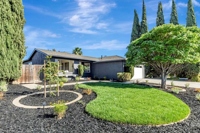 5246 Broken Lance Court, San Jose CA: https://media.crmls.org/mediaz/ab740195-9404-4e32-a24b-e9e123984659.jpg