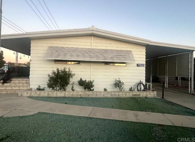 Detail Gallery Image 3 of 43 For 26056 Butterfly Palm Dr, Homeland,  CA 92548 - 2 Beds | 2 Baths