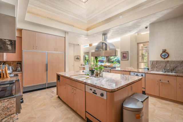 203 Kiva Drive, Palm Desert CA: https://media.crmls.org/mediaz/ab75e93a-2363-476a-a6f4-90250438c93a.jpg