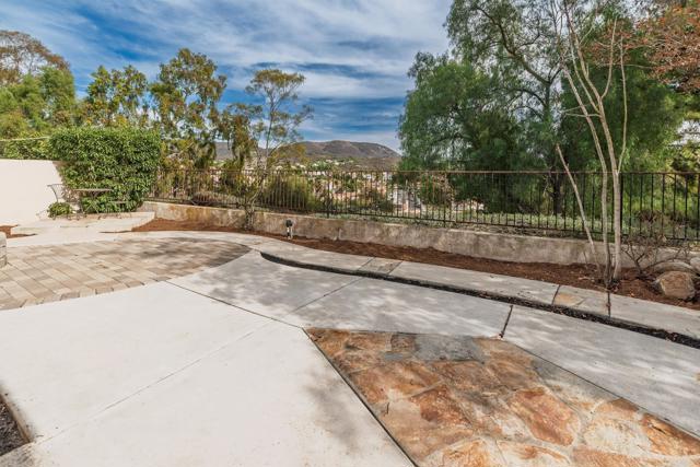 Detail Gallery Image 39 of 46 For 507 Avenida Blanco, San Marcos,  CA 92069 - 3 Beds | 2/1 Baths