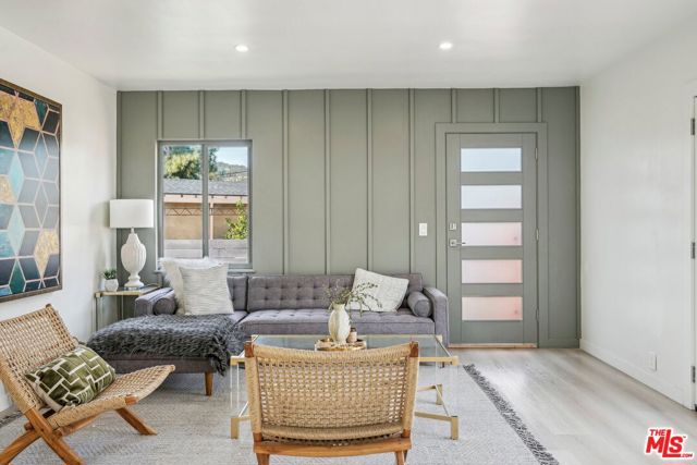 910 Arwin Street, Pasadena CA: https://media.crmls.org/mediaz/ab78e160-2774-40cc-9570-dde83c5d9eb8.jpg