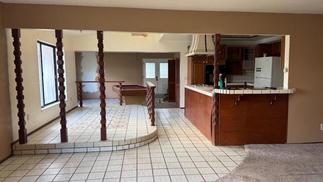 271 Paul Avenue, Salinas CA: https://media.crmls.org/mediaz/ab79930f-2022-4c48-bedd-78477fa81a26.jpg