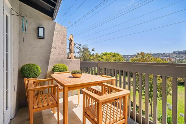 Detail Gallery Image 15 of 23 For 5983 Gaines St, San Diego,  CA 92110 - 3 Beds | 2/1 Baths