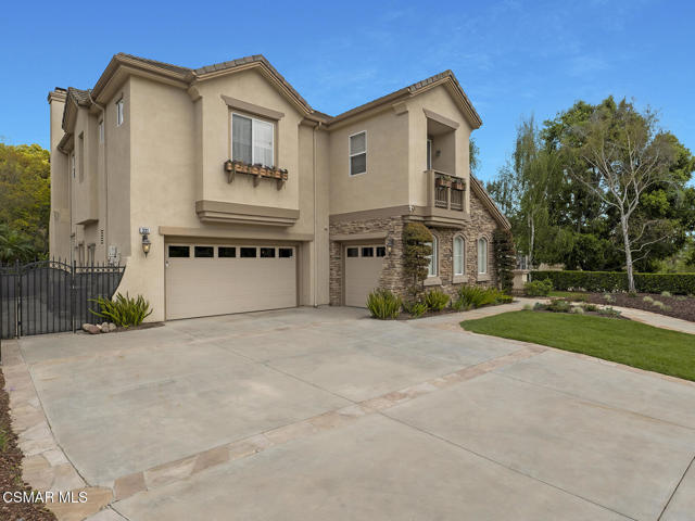 331 Briar Bluff Circle, Thousand Oaks CA: https://media.crmls.org/mediaz/ab7b333e-5284-41f6-9146-29dfa8a6e66a.jpg