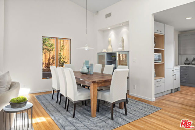 Drew Fenton | 707 Jacon Way Pacific Palisades CA | MLS: 7469273 Drew Fenton | 707 Jacon Way Pacific Palisades CA | MLS: 7469273