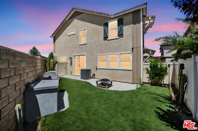 17028 Zion, Santa Clarita CA: https://media.crmls.org/mediaz/ab7bf852-1dc4-47f4-b6a8-ec477558179c.jpg
