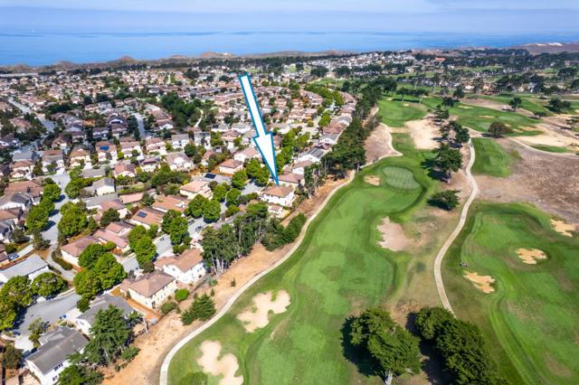 4180 Peninsula Point Drive, Seaside CA: https://media.crmls.org/mediaz/ab7d007d-6d3b-492d-9a5d-78f4a0a2780c.jpg