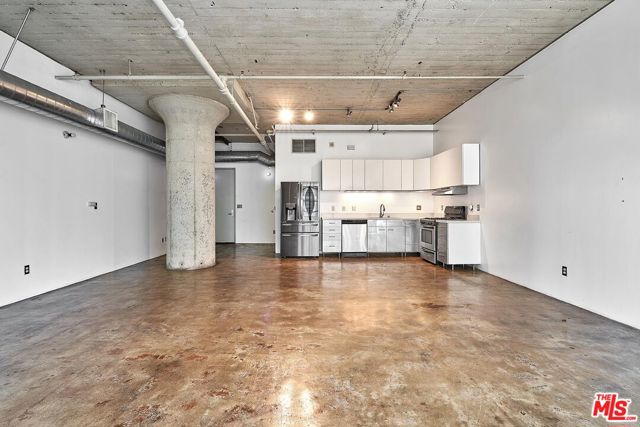 1855 Industrial Street, Los Angeles CA: https://media.crmls.org/mediaz/ab7d6075-a0c0-4b58-b8f9-52375134d218.jpg