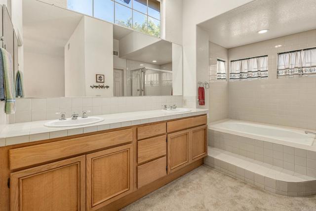 Detail Gallery Image 17 of 32 For 3602 Hidden Ridge Rd, Jamul,  CA 91935 - 4 Beds | 3 Baths