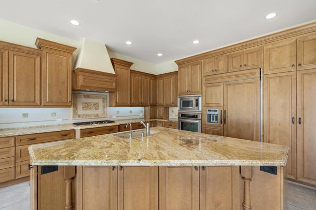 81943 Prism Drive, La Quinta CA: https://media.crmls.org/mediaz/ab7ece17-8b4e-4013-b4ae-25199404f561.jpg