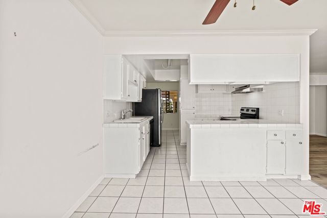 1033 6TH Street, 108 photo 16