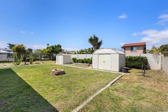 4870 Doliva Dr, San Diego CA: https://media.crmls.org/mediaz/ab802f79-aa04-4733-9cd2-86f8470ebad3.jpg