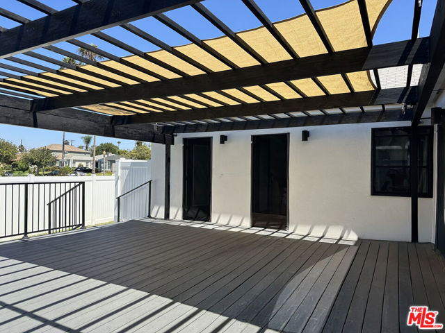 1901 S Point View Street, Los Angeles CA: https://media.crmls.org/mediaz/ab811f66-4ac2-44ad-8e13-3b38e89df3f7.jpg
