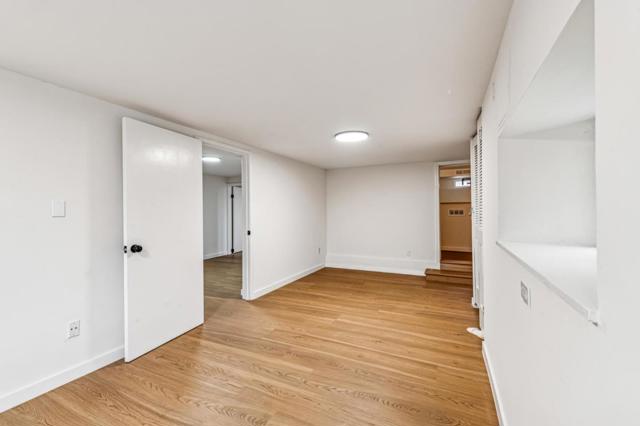 17221724 48th Avenue, San Francisco CA: https://media.crmls.org/mediaz/ab8155b1-7dff-48af-944e-2659243b3e2b.jpg