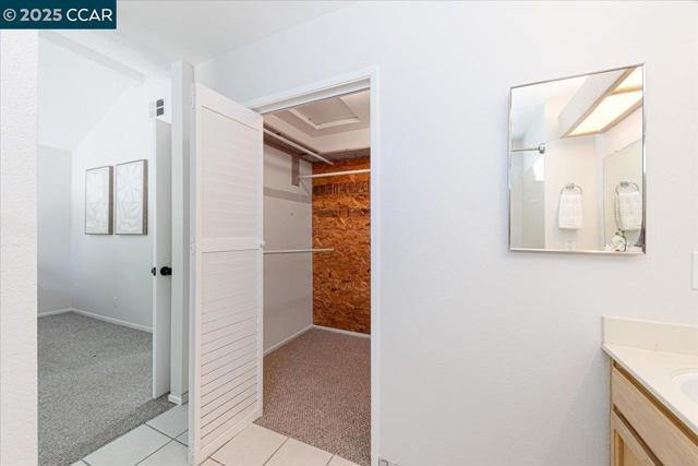 109 Cardoza, Hercules CA: https://media.crmls.org/mediaz/ab816dd2-4497-4952-baf2-24c90cad1f94.jpg