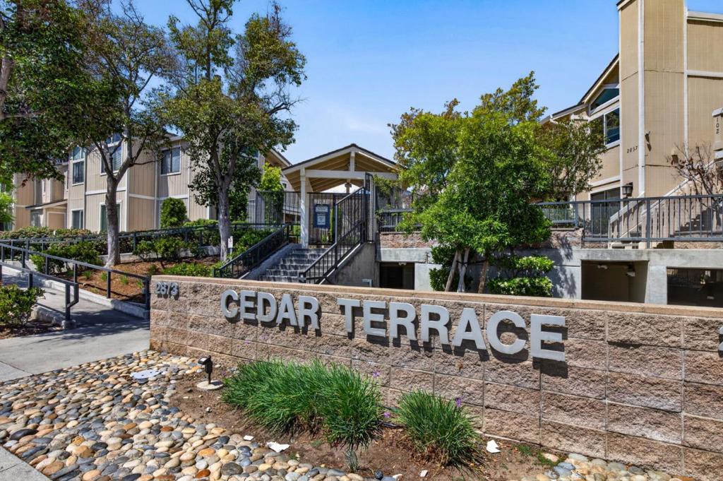 2865 S Bascom Avenue #909