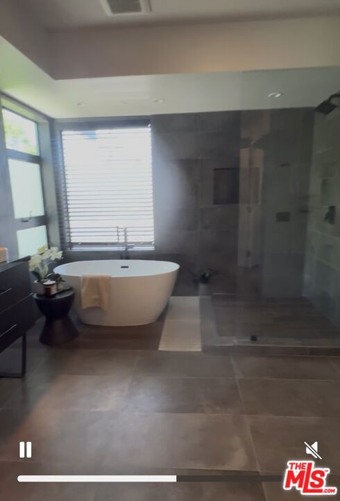 3608 Schaefer, Culver City CA: https://media.crmls.org/mediaz/ab832188-bdbc-4f94-8f22-72eb8a139a16.jpg